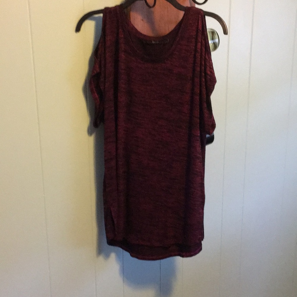 Maroon sweater